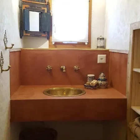 Yuva Bed & Breakfast